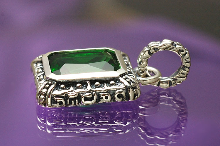 Royal Order SP78 Square God Pendant item photo3